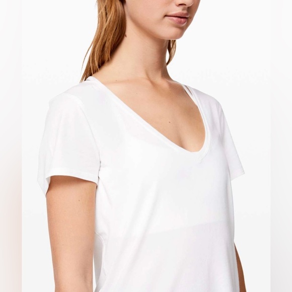 Lululemon Love Tee, Sz 6, NWT - Picture 2 of 9